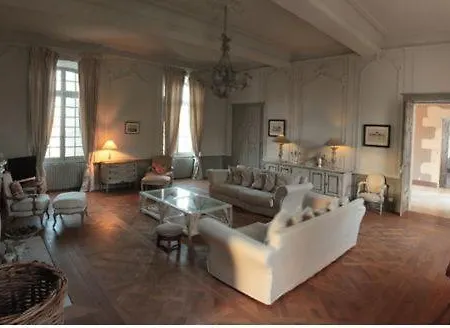 Chateau Secretary