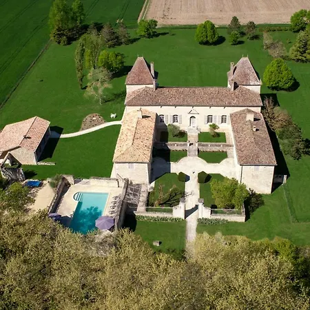 Chateau Secretary Holiday home *